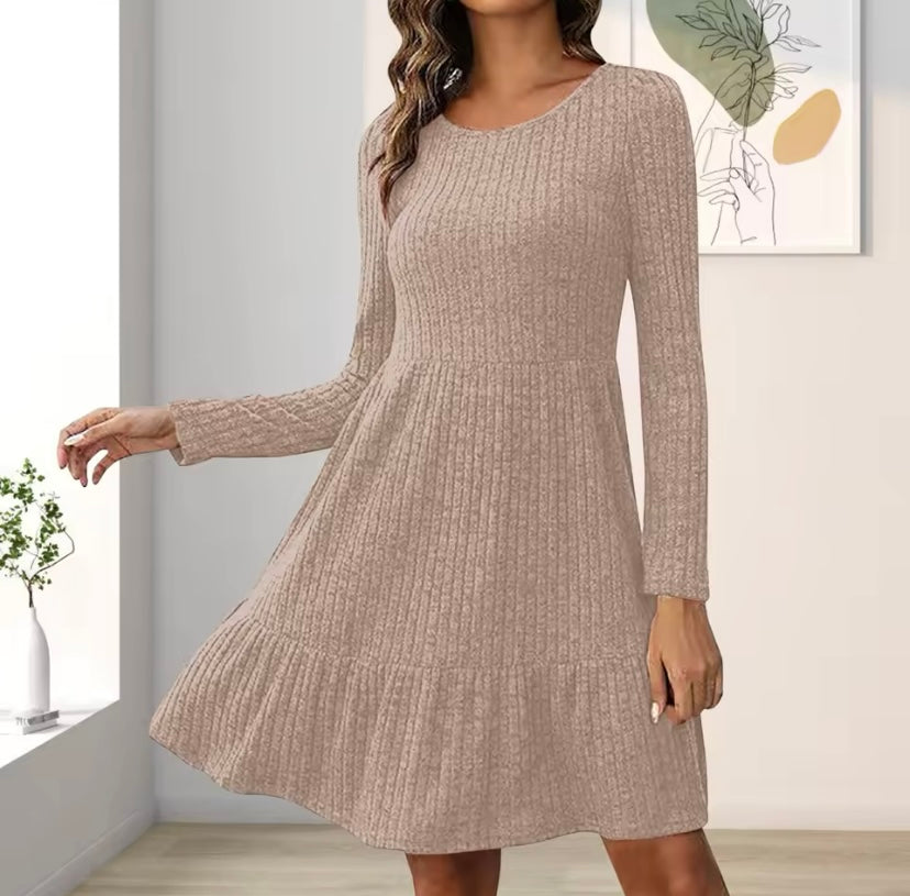Charlotte - Comfortable Dress