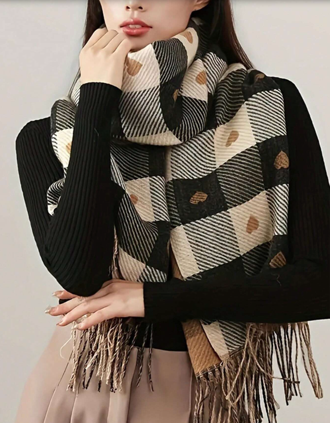 Nero - Elegant Scarf