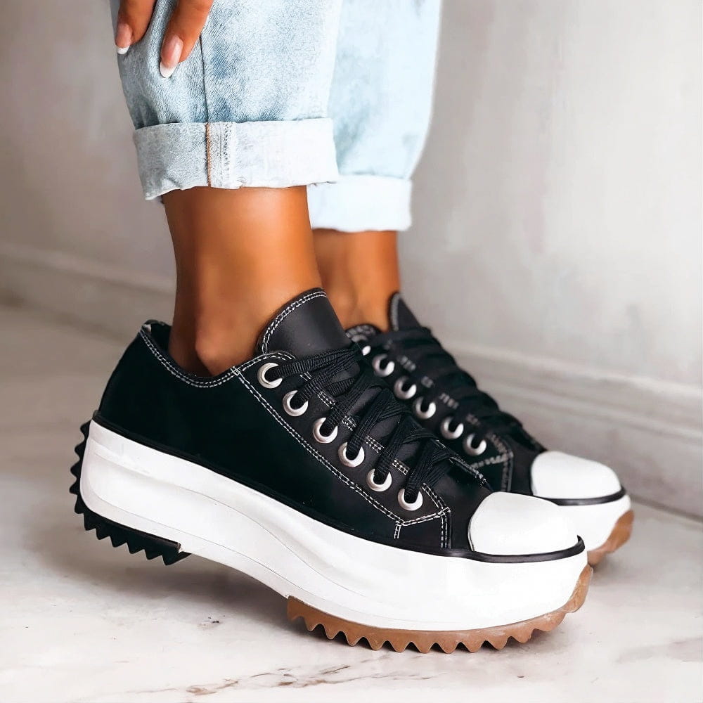 Elina - Shoe with a thick sole