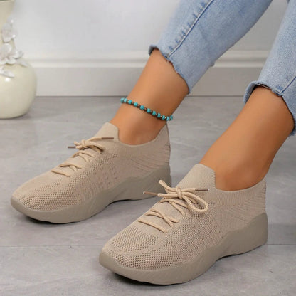 Carlotta - Breathable sports shoes made of mesh