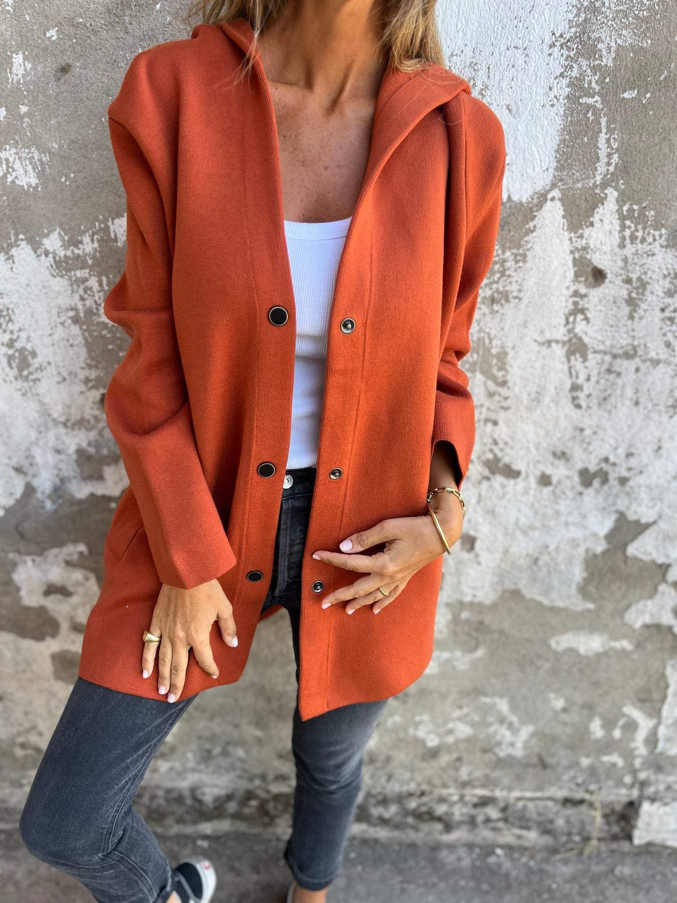 Adriana | Cardigan with buttons and a hood